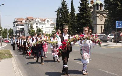                                                      Одржавање литије поводом славе општине Чукарица - Духови
                                                     